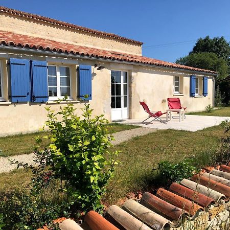 Villa La Bénetière à Saint-Valérien Extérieur photo